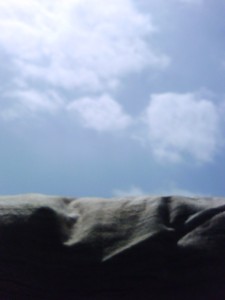 雲も季節も流れゆく